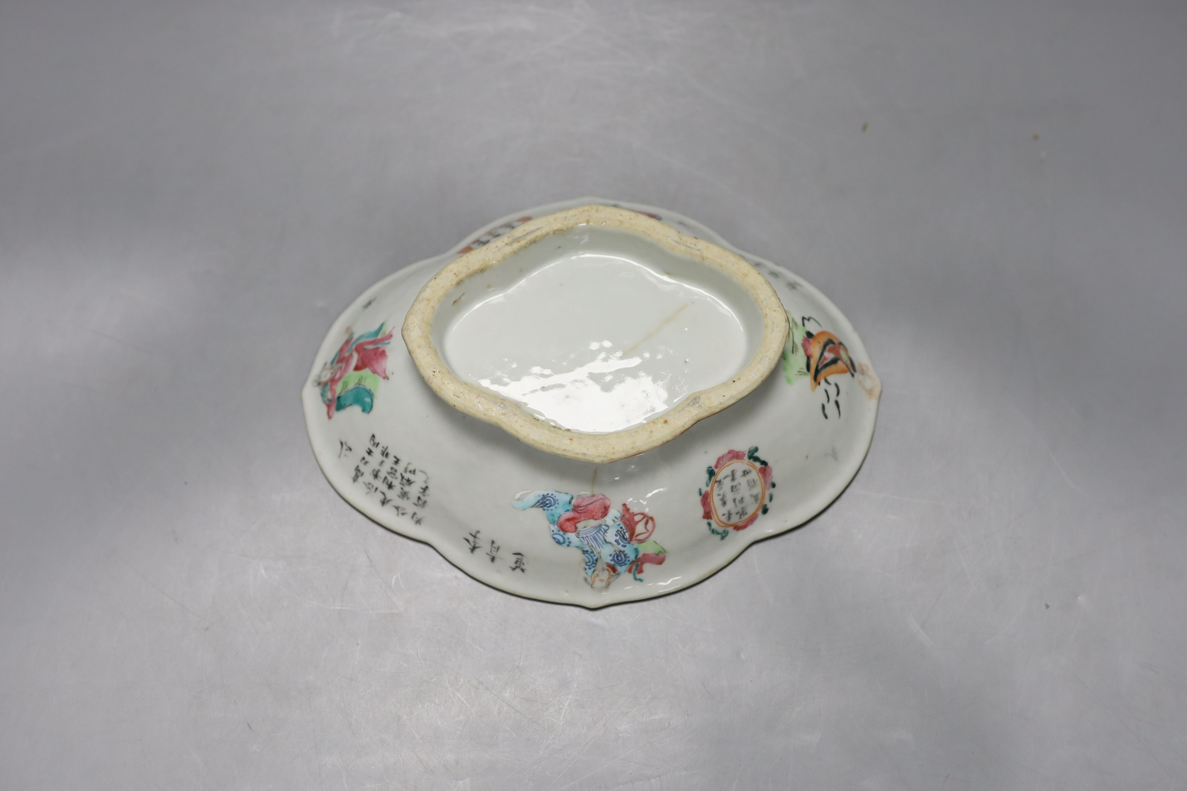 A 19th century Chinese famille rose oval dish - 6.5cm tall